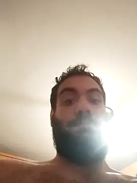 Snapshot of skrigul12 chatting on February 21, 10:15 pm skrigul12 online show from February 21, 10:15 pm