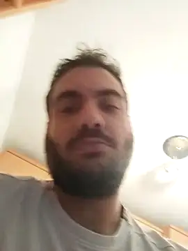 Snapshot of skrigul12 chatting on March 22, 3:09 pm skrigul12 online show from March 22, 3:09 pm