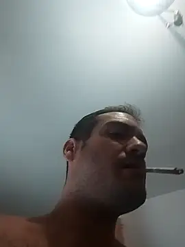 Snapshot of skrigul12 chatting on September 12, 2:39 pm skrigul12 online show from September 12, 2:39 pm