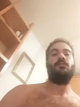 Snapshot of skrigul12 chatting on November 1, 3:41 am skrigul12 online show from November 1, 3:41 am