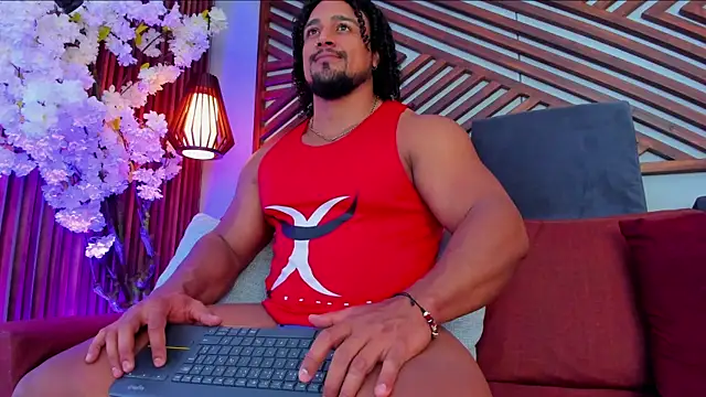 MikeEstevess online show from May 22, 6:42 am