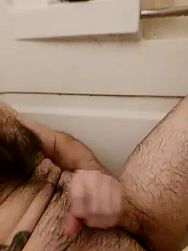 hungandnerdy420 online show from December 14, 9:03 am