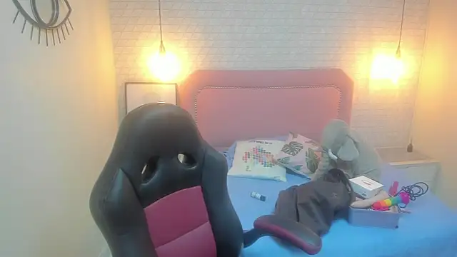 Kittytimberlake online show from March 14, 11:23 am