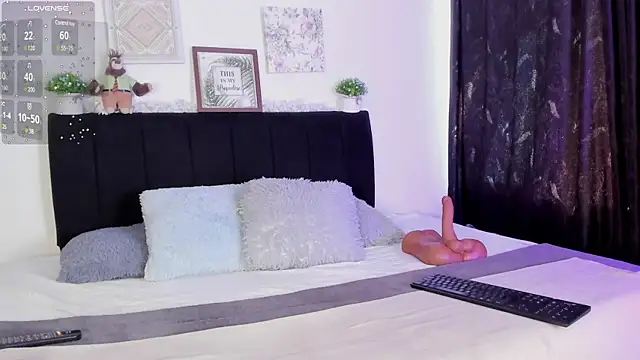 aihnoa split online show from February 11, 1:09 pm