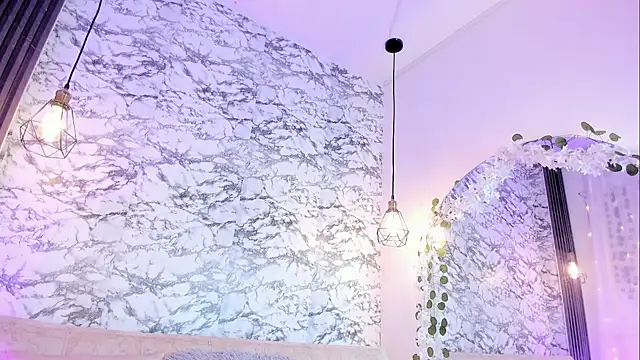 aihnoa split online show from October 6, 1:19 pm