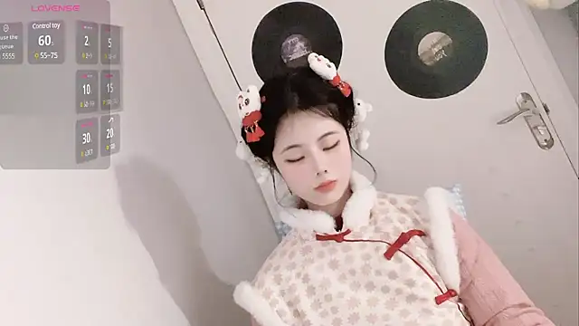 Qedgjwyz1 online show from January 29, 2:42 pm