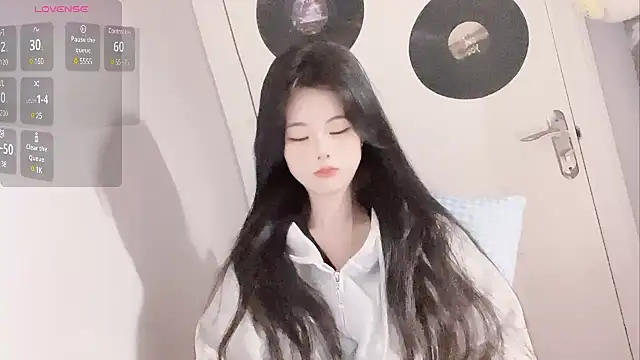 Qedgjwyz1 online show from February 6, 12:43 am