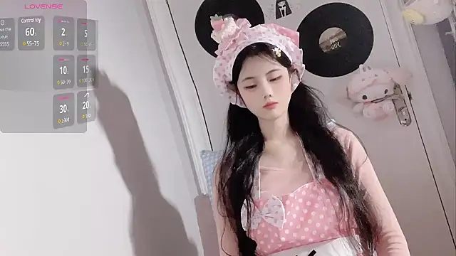 Qedgjwyz1 online show from March 23, 3:43 am