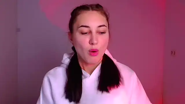 Jennifer Blum online show from December 23, 6:11 am