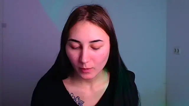 Jennifer Blum online show from January 27, 9:34 am