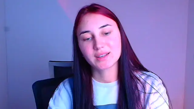 Jennifer Blum online show from February 5, 9:15 am