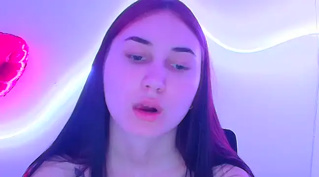 Jennifer Blum online show from February 25, 9:24 pm