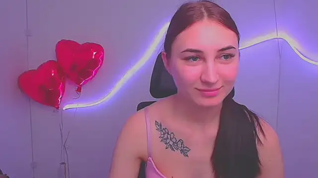 Jennifer Blum online show from March 14, 2:10 am