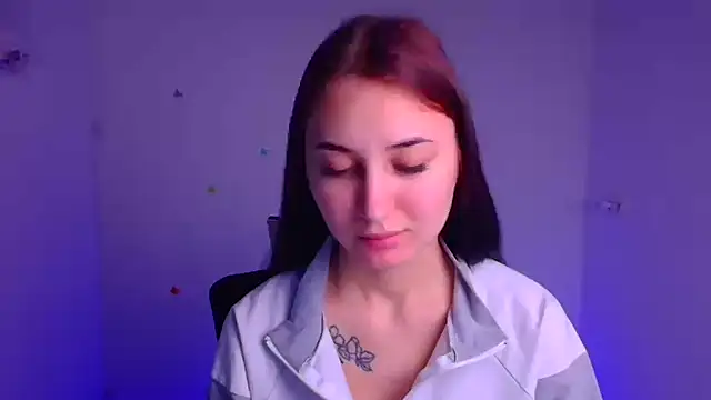 Jennifer Blum online show from March 21, 5:54 am