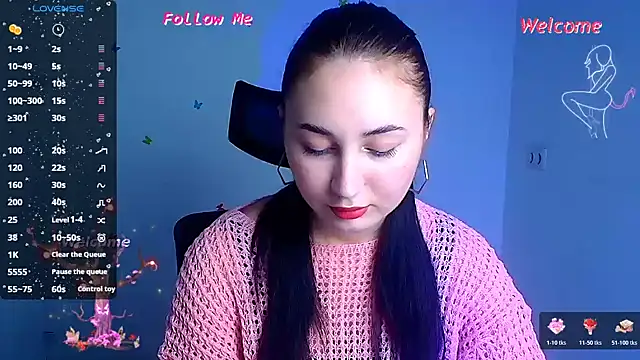 Jennifer Blum online show from November 11, 12:05 pm