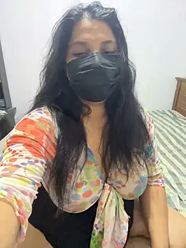 NOORA-GIRL online show from June 7, 2:37 am