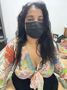 NOORA-GIRL online show from June 10, 11:13 pm