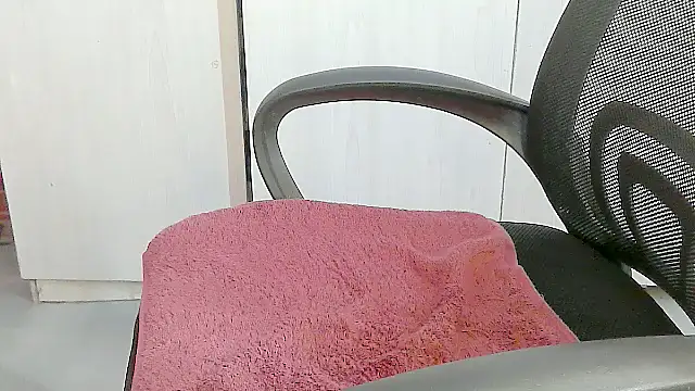 Destiny Desire online show from March 3, 6:14 pm