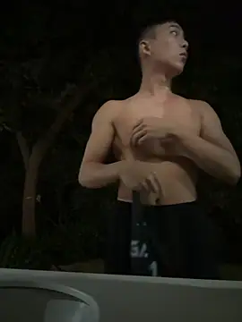 Snapshot of ericsex_tw chatting on October 22, 2:06 pm ericsex tw online show from October 22, 2:06 pm