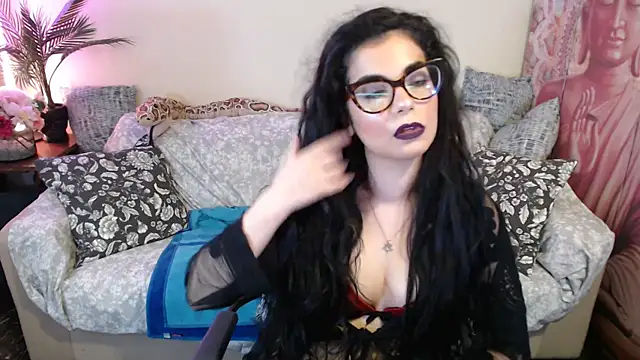 Saturnia Yvonne online show from October 7, 2:47 pm