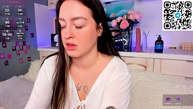 Snapshot of Kruela_Eva chatting on March 17, 11:43 pm Kruela Eva online show from March 17, 11:43 pm