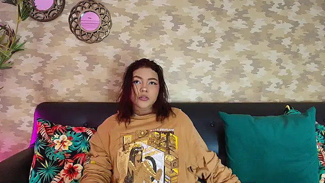 Snapshot of cherry_chel chatting on December 28, 8:15 pm cherry chel online show from December 28, 8:15 pm
