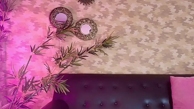 Snapshot of cherry_chel chatting on January 15, 8:26 pm cherry chel online show from January 15, 8:26 pm