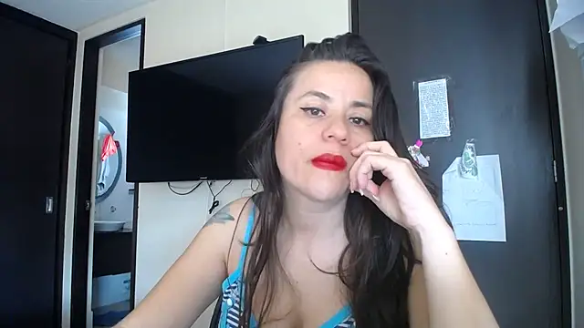 Snapshot of KAROLCANDY chatting on November 21, 3:33 pm KAROLCANDY online show from November 21, 3:33 pm