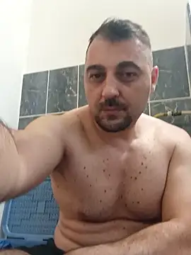 Snapshot of Mirkoxxx@xh chatting on June 8, 5:35 pm Mirkoxxxxh online show from June 8, 5:35 pm