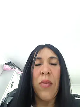 Snapshot of Camille_jhonson chatting on October 31, 8:48 am Camille jhonson online show from October 31, 8:48 am