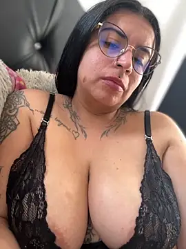 Devilsweet17 online show from September 28, 3:17 pm