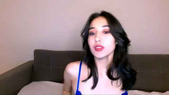 Snapshot of Li_noen chatting on December 15, 7:24 am Li noen online show from December 15, 7:24 am