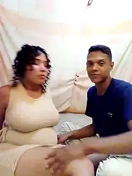 Snapshot of daniel_traviexxxo chatting on September 15, 4:07 pm daniel traviexxxo online show from September 15, 4:07 pm