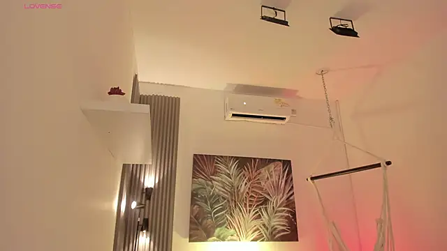 emma alice  online show from November 5, 12:16 pm