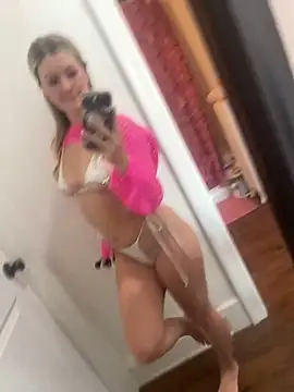 Snapshot of LoveShae_ chatting on March 12, 9:03 pm LoveShae online show from March 12, 9:03 pm