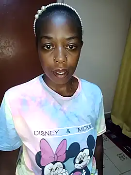 pretty-eyes23 online show from February 22, 7:03 pm