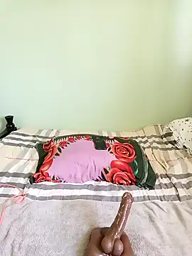 pretty-eyes23 online show from February 26, 9:10 am