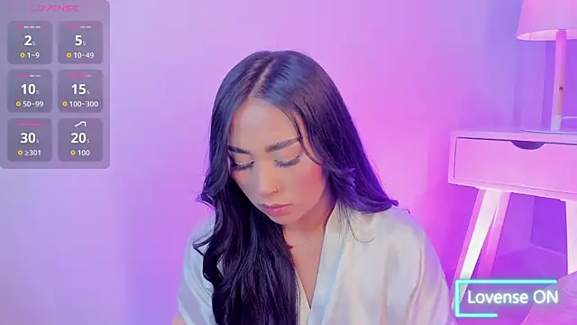 Snapshot of Cameliaa_Smiith chatting on November 22, 3:38 am Cameliaa Smiith online show from November 22, 3:38 am