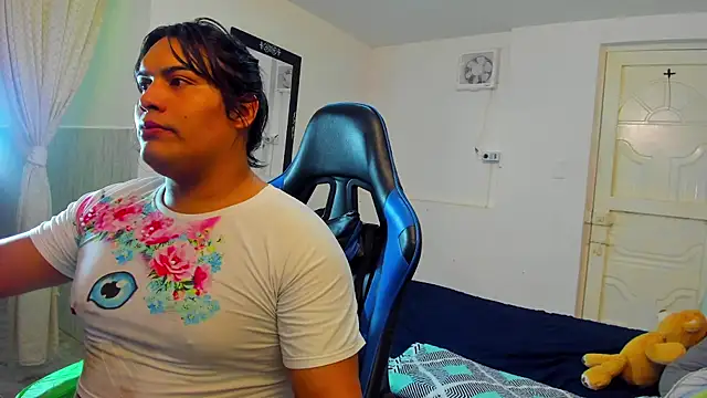 Margoth Montilla online show from October 22, 4:13 am