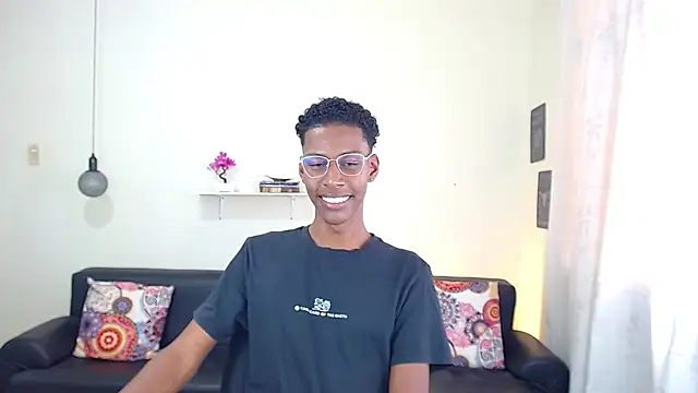 Snapshot of maiki18_ chatting on January 28, 4:30 pm maiki18 online show from January 28, 4:30 pm