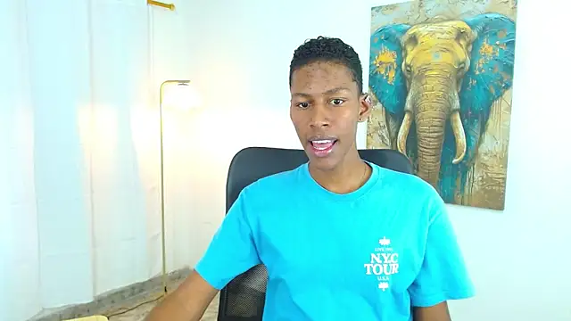 Snapshot of maiki18_ chatting on September 24, 8:34 pm maiki18 online show from September 24, 8:34 pm