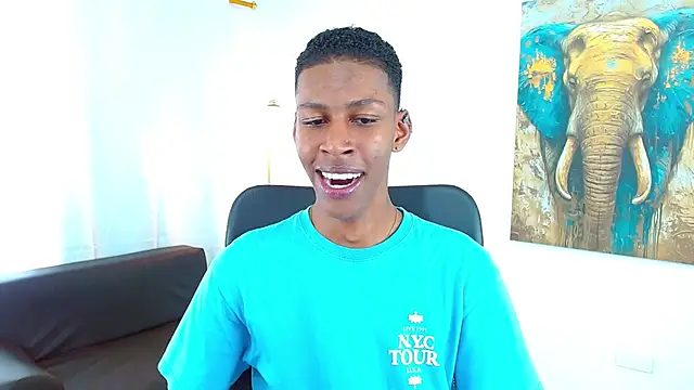 Snapshot of maiki18_ chatting on November 26, 8:32 pm maiki18 online show from November 26, 8:32 pm