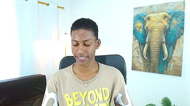 Snapshot of maiki18_ chatting on December 18, 9:10 pm maiki18 online show from December 18, 9:10 pm