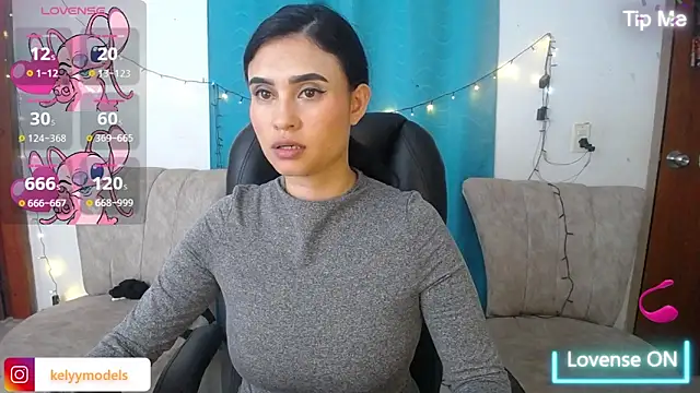 Snapshot of keelly_richaardson1 chatting on October 5, 2:10 am keelly richaardson1 online show from October 5, 2:10 am