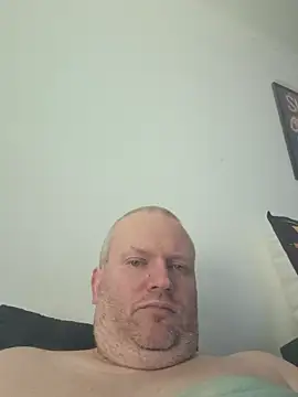 ShyBoy1982 online show from April 27, 11:19 am