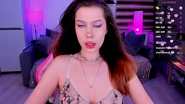 tenderdreams online show from January 17, 7:50 pm