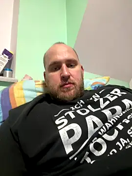 Snapshot of aronion123 chatting on October 7, 11:35 pm aronion123 online show from October 7, 11:35 pm