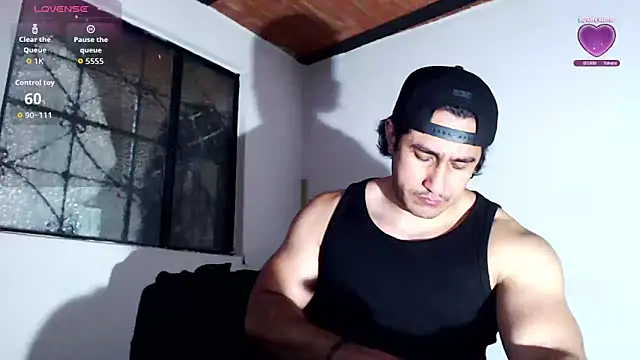 Snapshot of willian_m777 chatting on May 26, 4:08 am willian m777 online show from May 26, 4:08 am