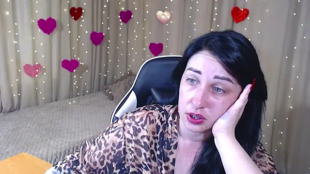 JillStevens online show from April 24, 8:39 am