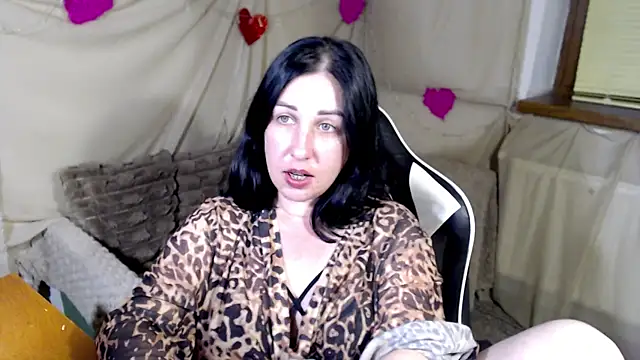 JillStevens online show from June 8, 5:57 pm